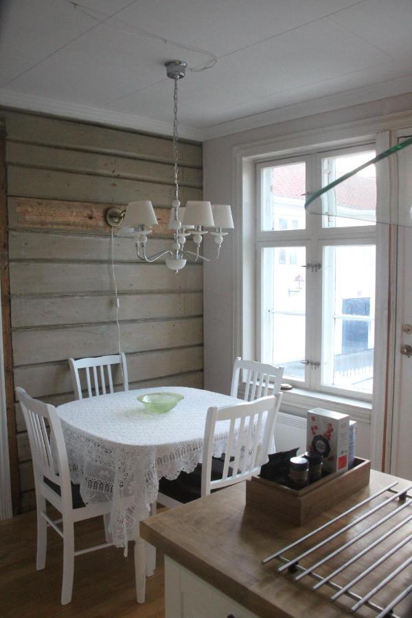 Apartament Gamle Apoteket I Gamle Skudeneshavn Zewnętrze zdjęcie