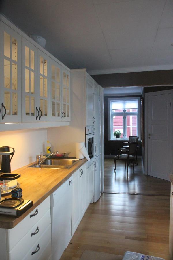 Apartament Gamle Apoteket I Gamle Skudeneshavn Zewnętrze zdjęcie